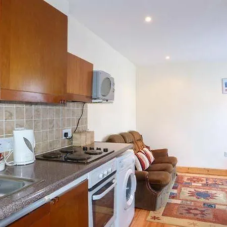 Stables No. 3 Ashford Apartment *